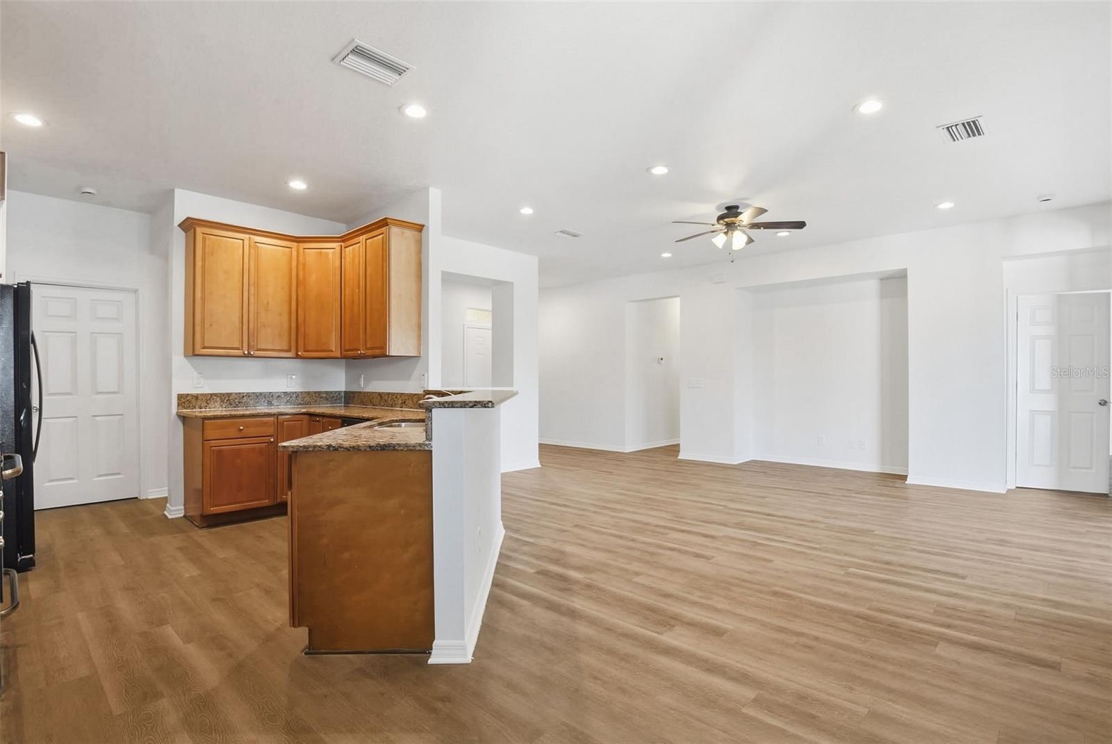 RIVERCREST PH 2 PARCEL O AND R - Residential