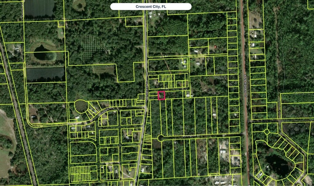 Photo of 107 1st Street, Crescent City, FL 32112 (MLS # S5159269)
