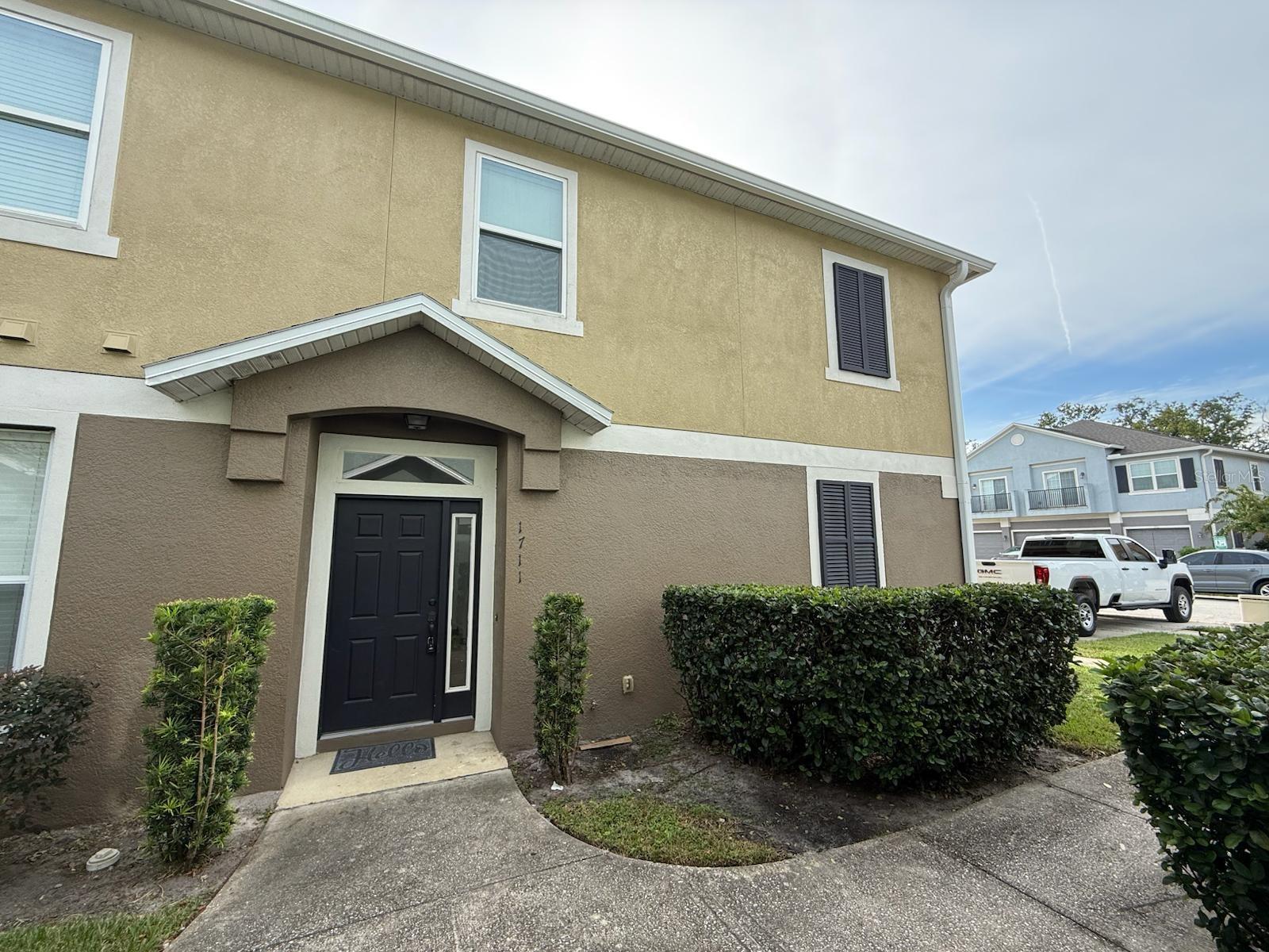 FLAGSHIP PARK - Residential Lease