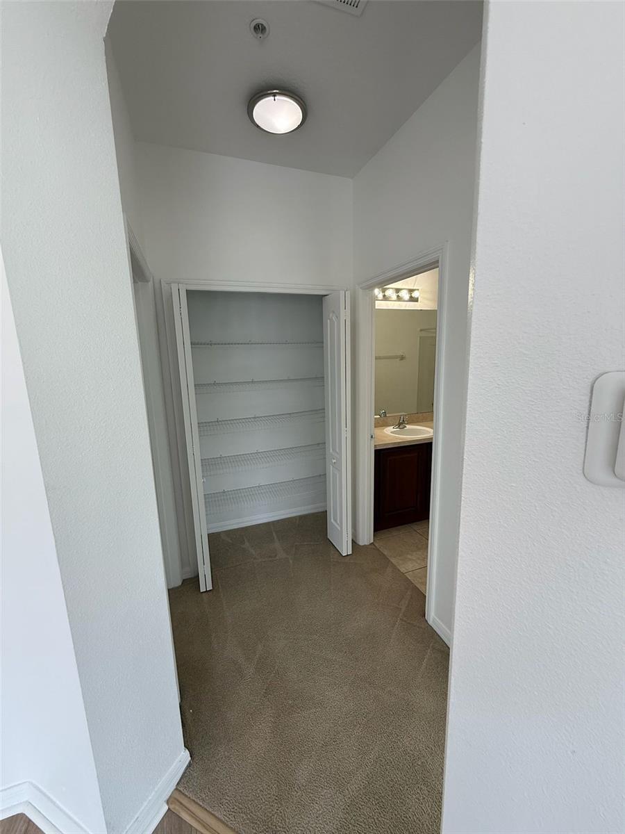 FLAGSHIP PARK - Residential Lease