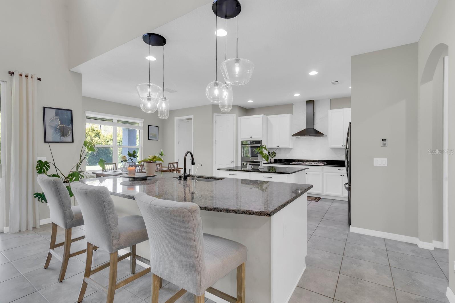 2137 PEARL CIDER STREETS