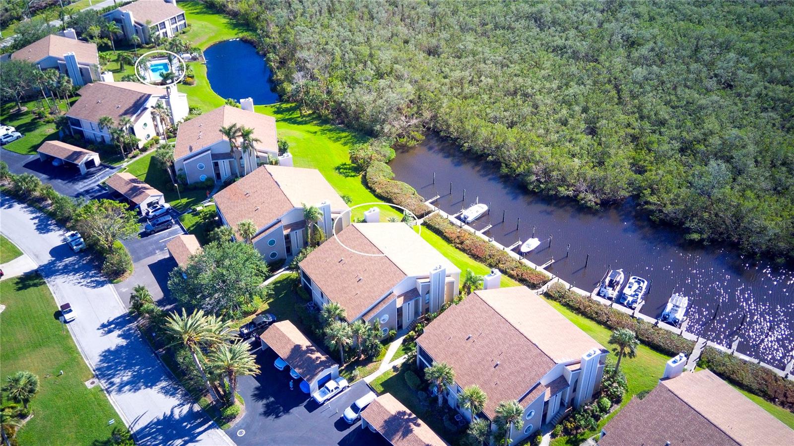 BAY HOLLOW - Residential