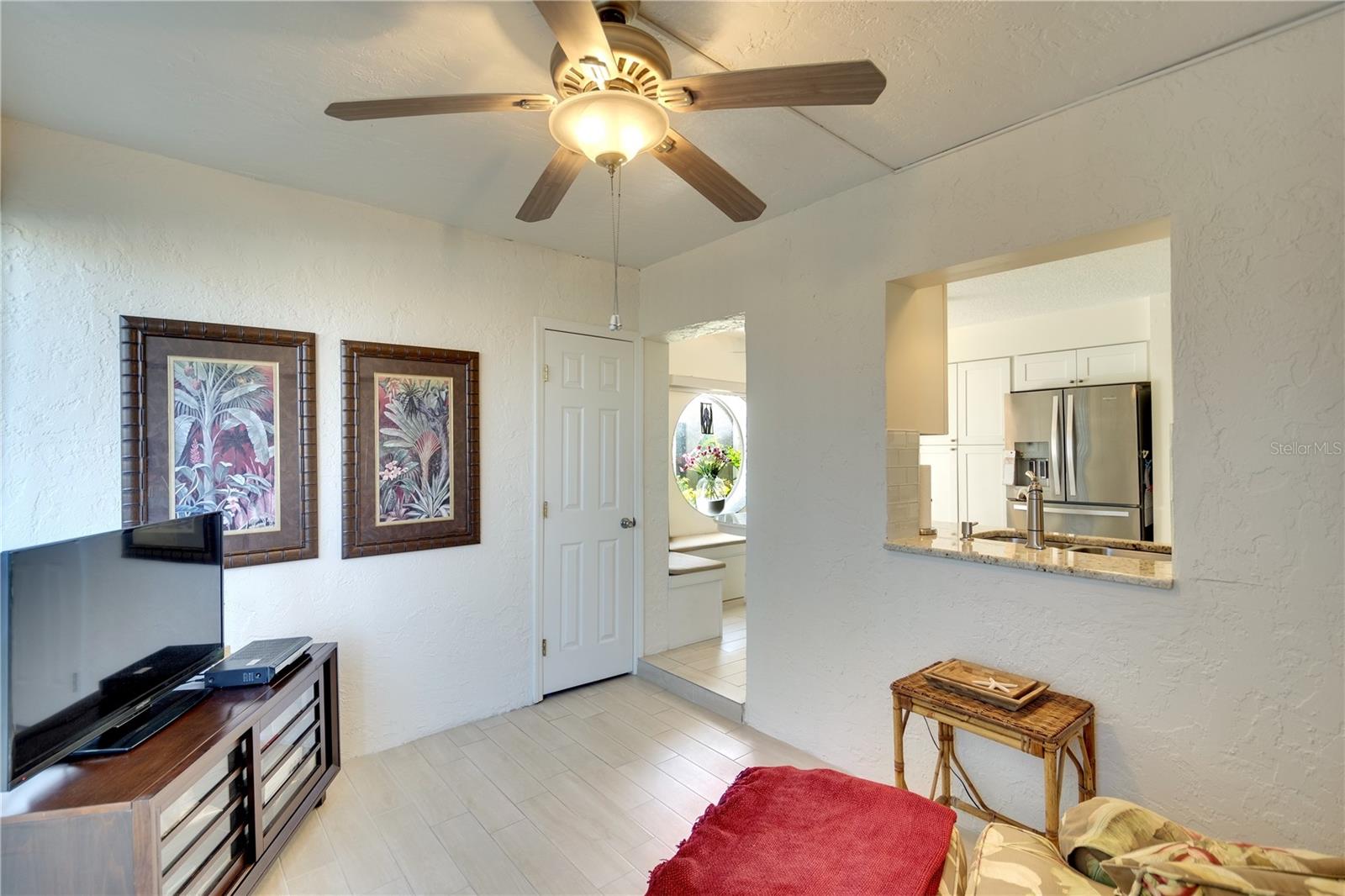BAY HOLLOW - Residential