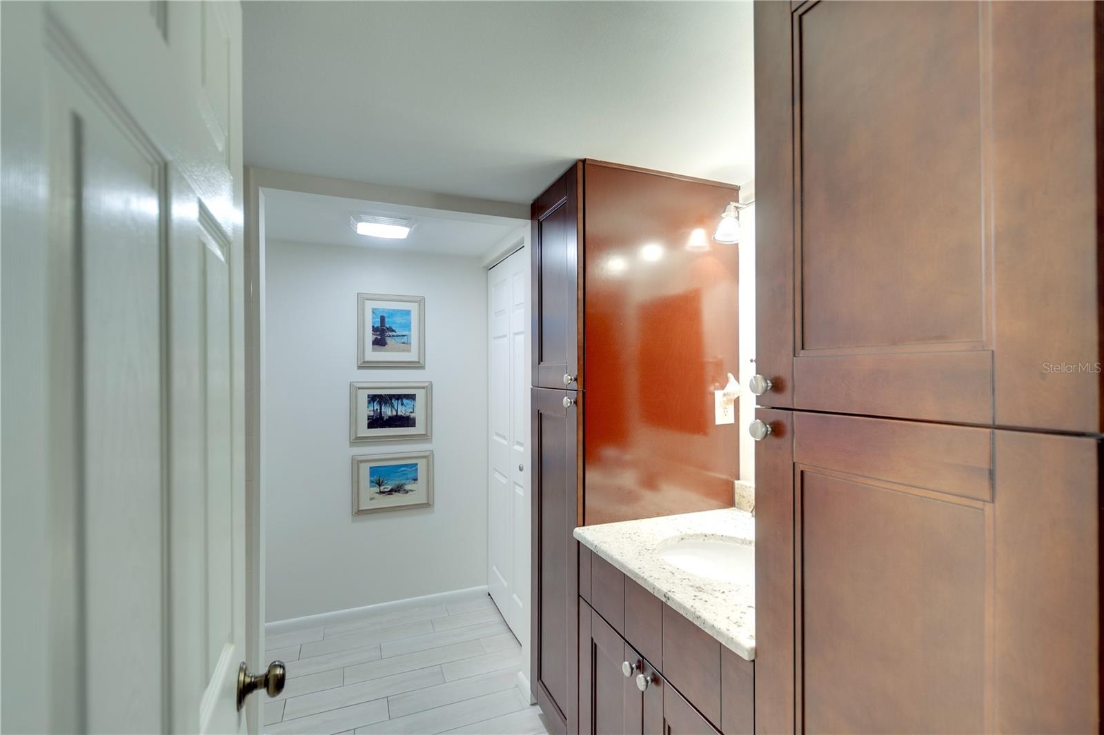 BAY HOLLOW - Residential