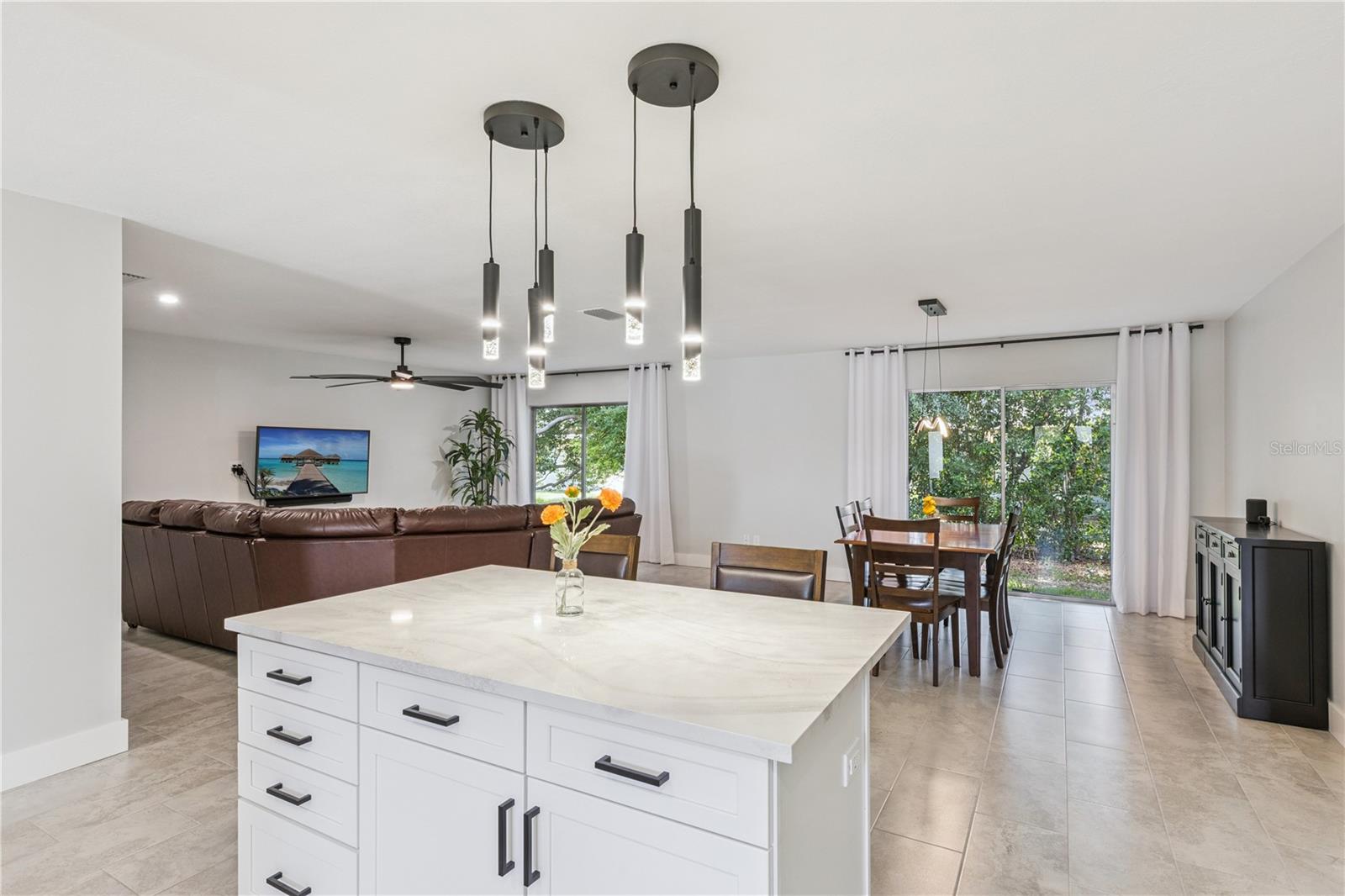 LAKE RIDGE VILLAGE - Residential