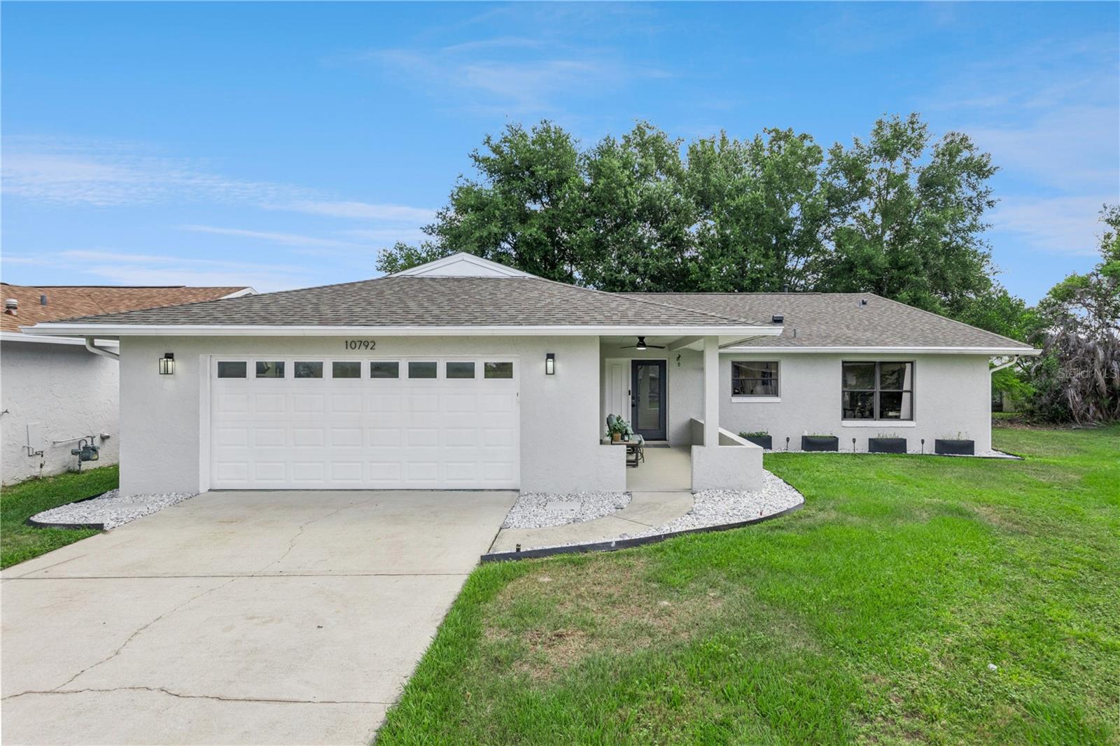 LAKE RIDGE VILLAGE - Residential