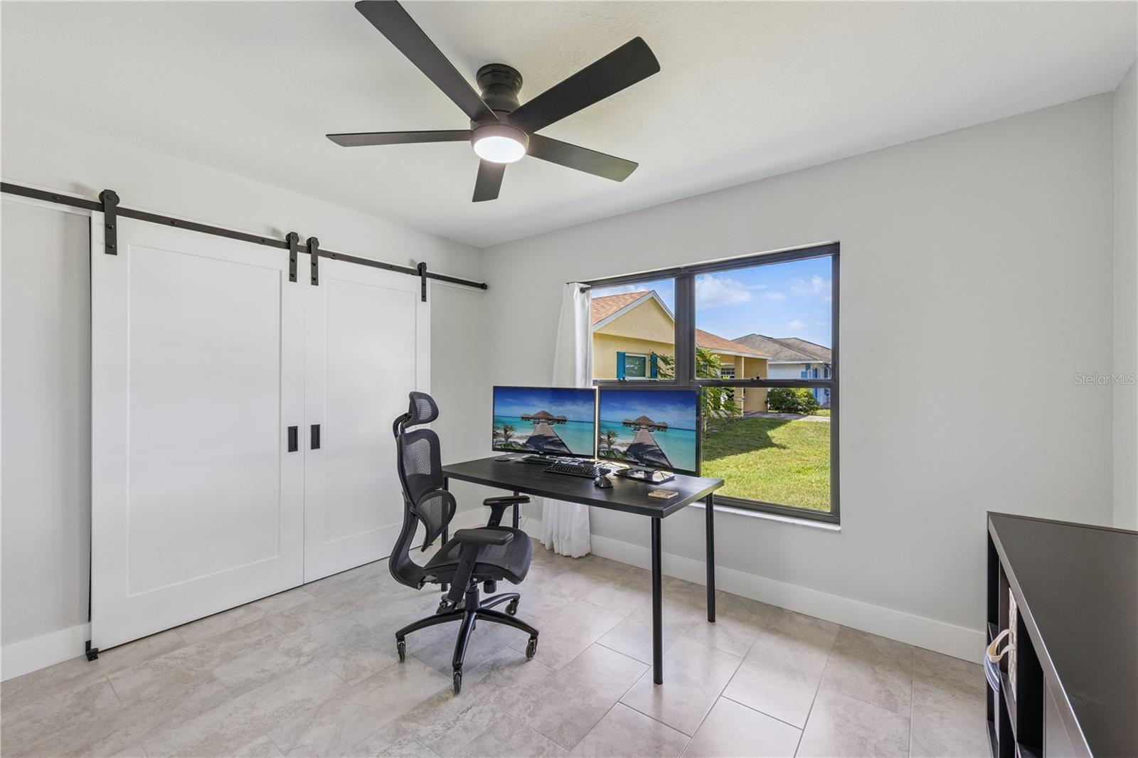 LAKE RIDGE VILLAGE - Residential