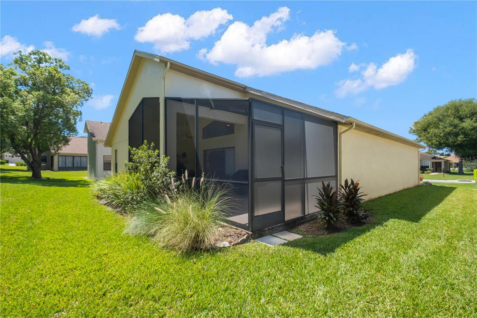 WELLINGTON AT SEVEN HILLS PH 3 - Residential