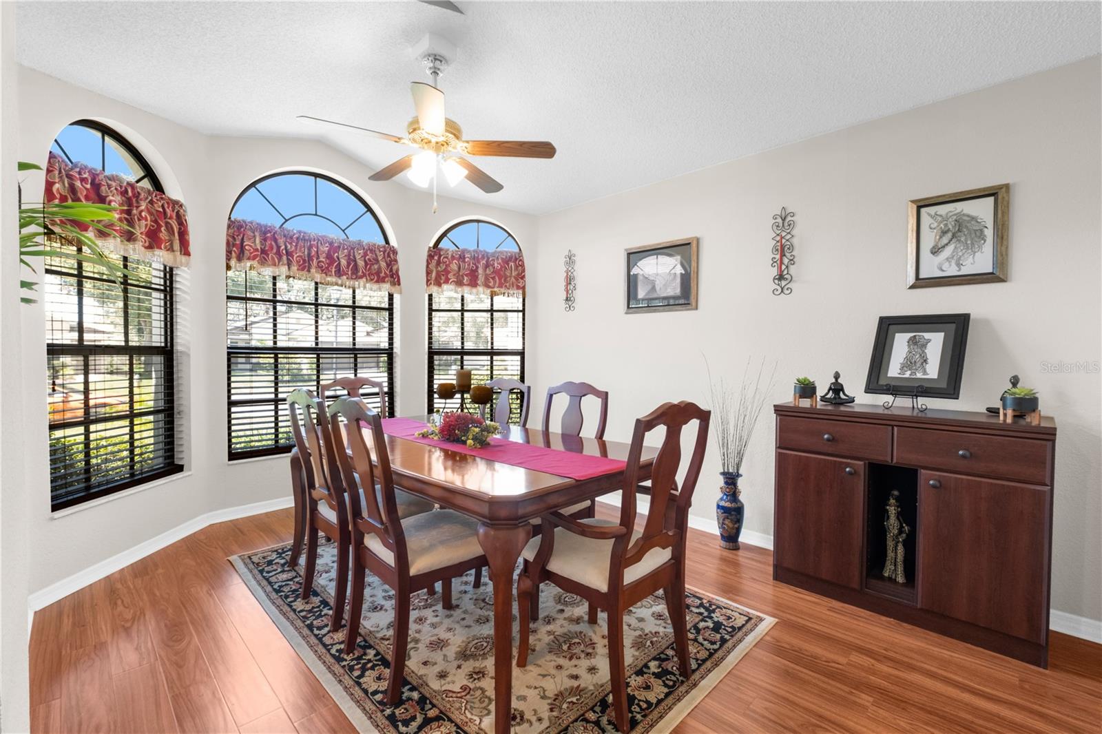 WELLINGTON AT SEVEN HILLS PH 3 - Residential