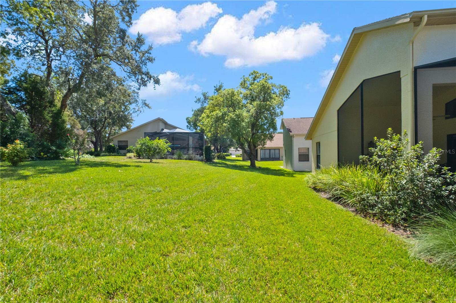 WELLINGTON AT SEVEN HILLS PH 3 - Residential