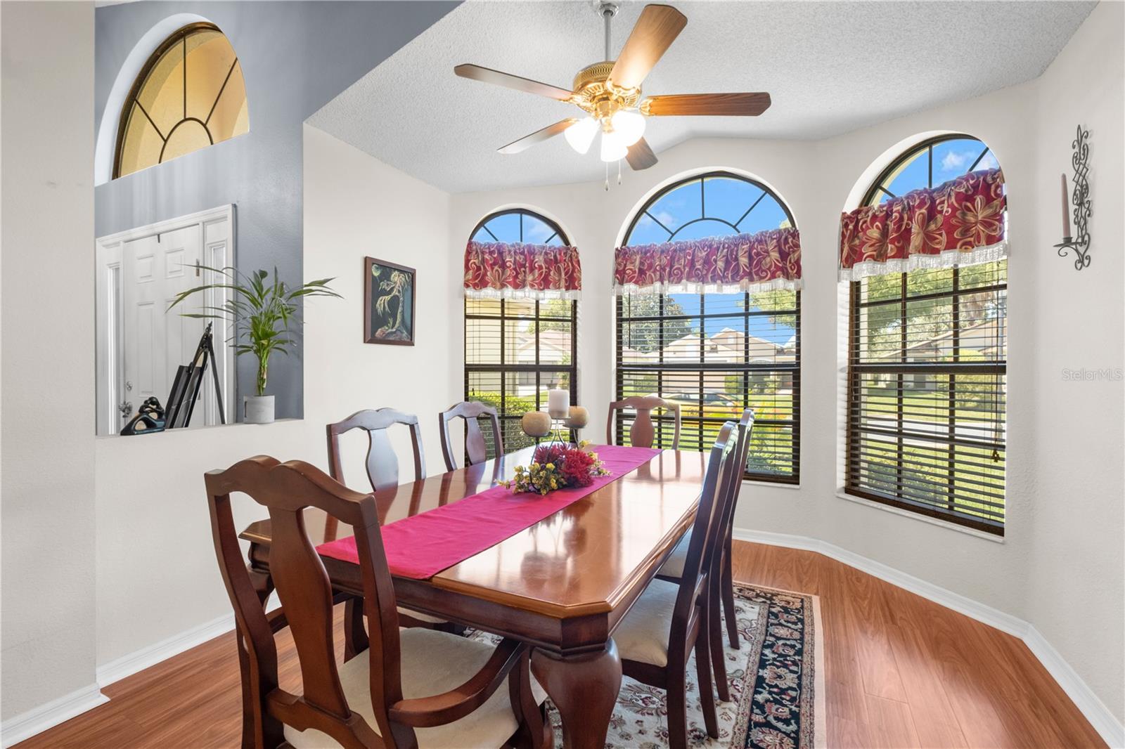 WELLINGTON AT SEVEN HILLS PH 3 - Residential