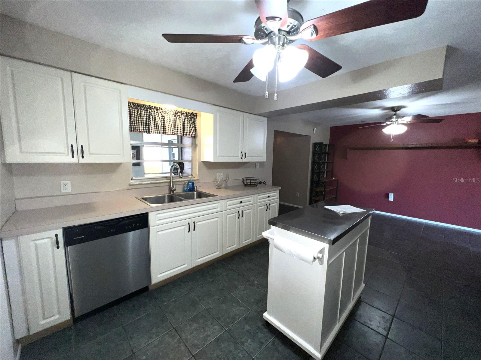 ZEPHYRHILLS COLONY CO - Residential