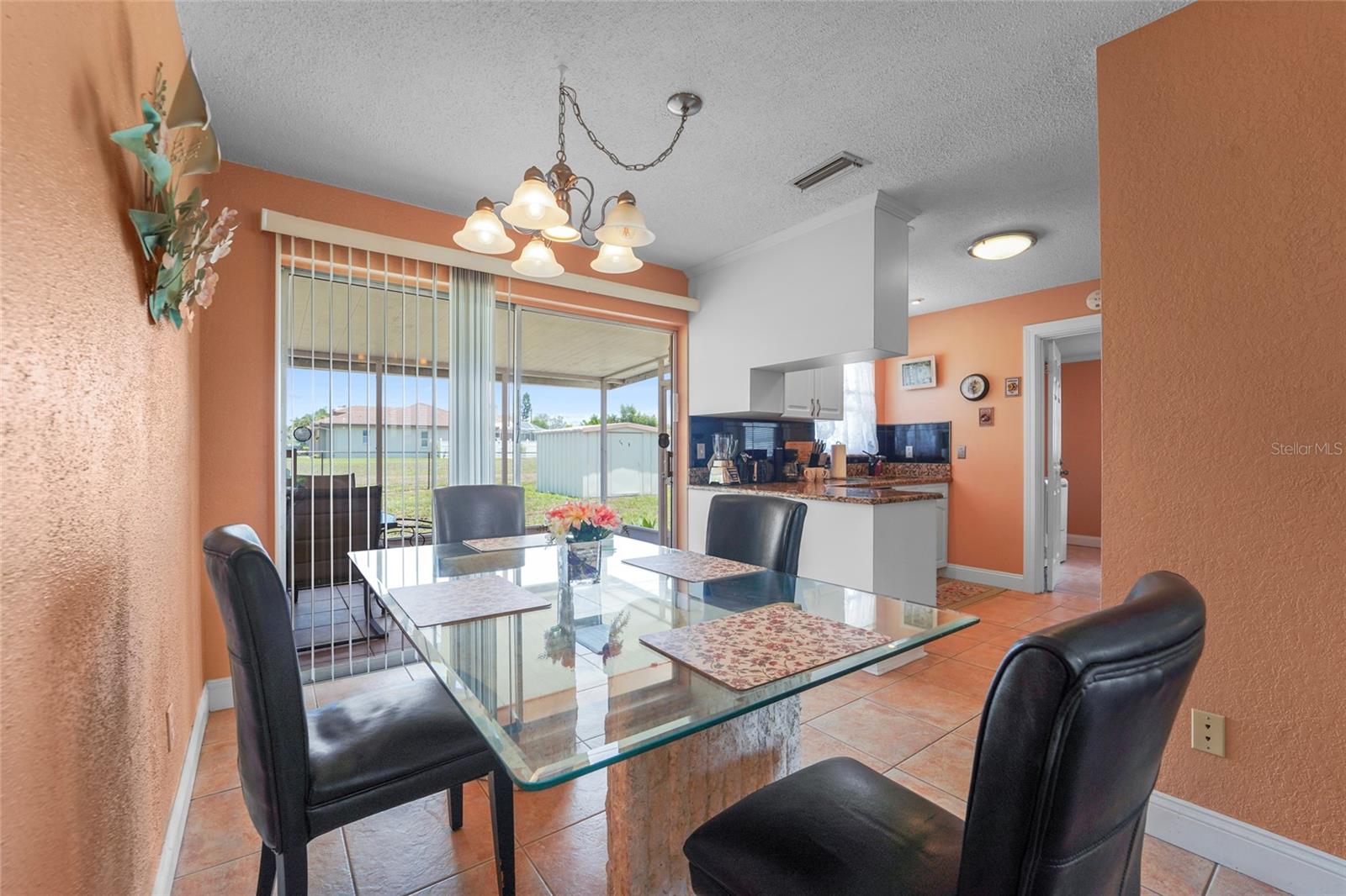 RIDGEWOOD LAKES - Residential