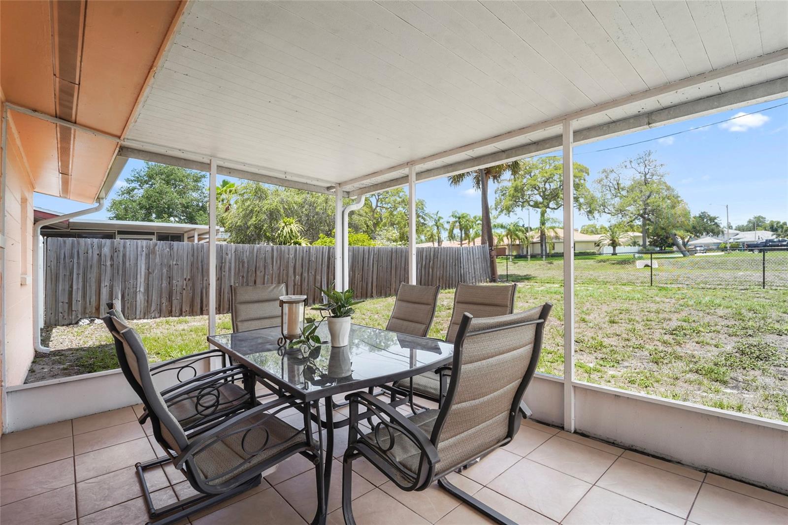 RIDGEWOOD LAKES - Residential