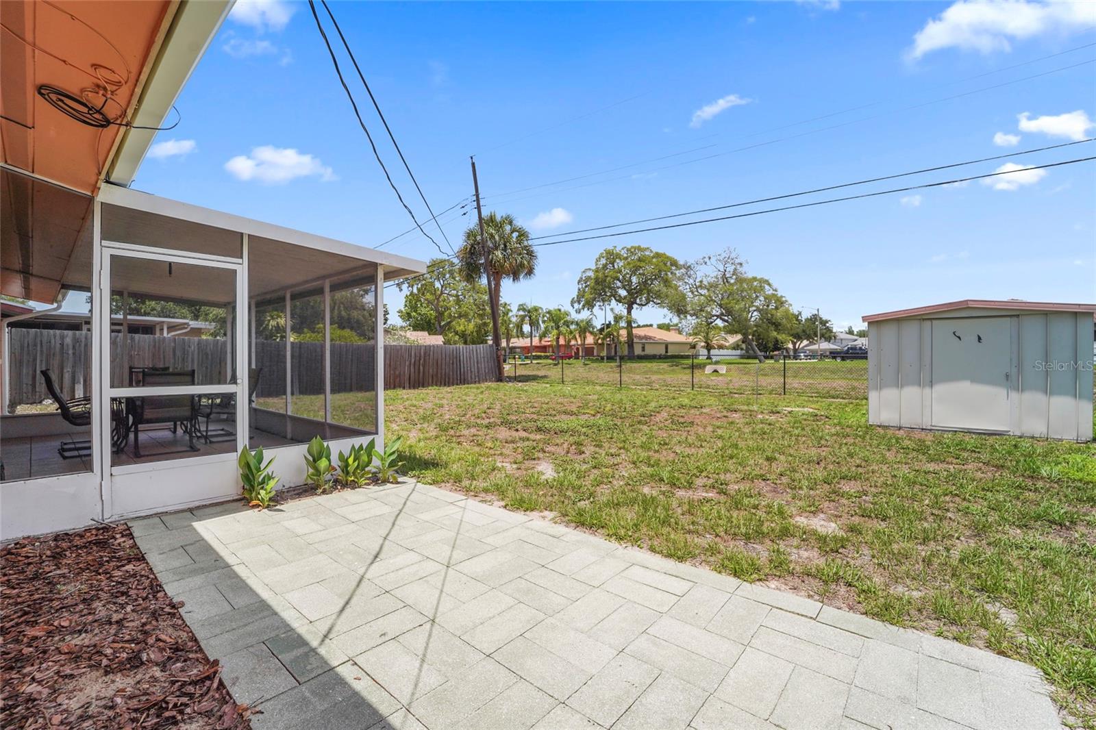 RIDGEWOOD LAKES - Residential
