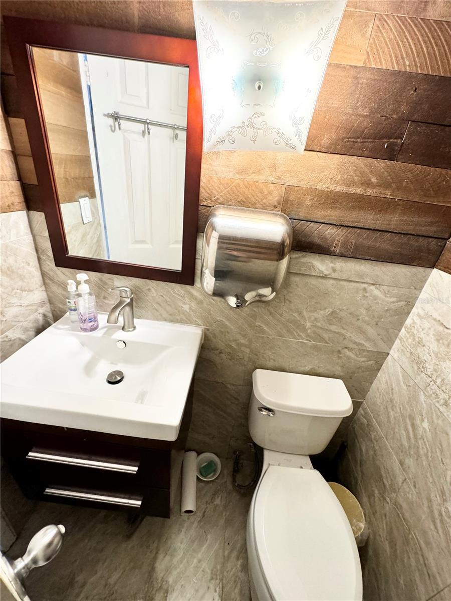 GROVE PARK - Commercial Sale