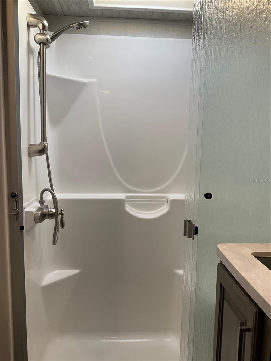 FISHEATING CONDO SEC B - Residential