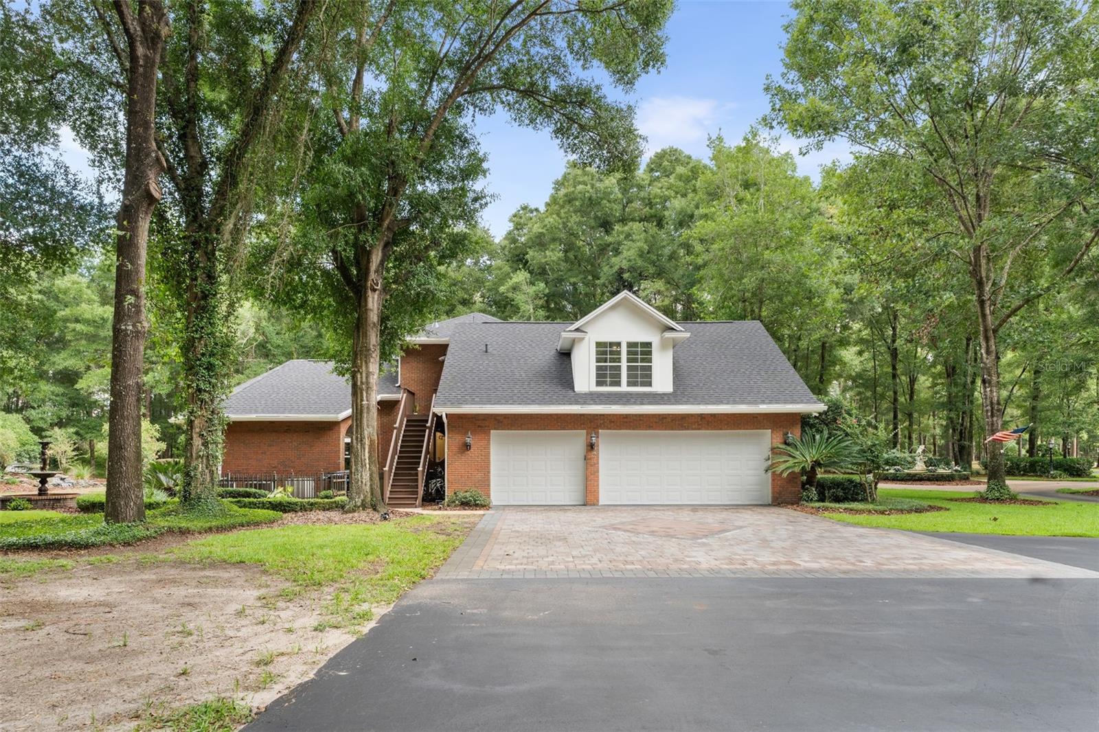 FOXRIDGE - Residential