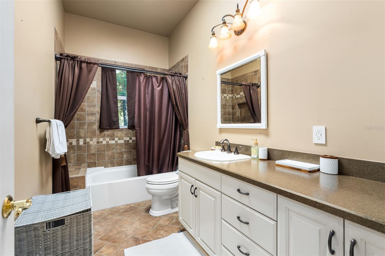 FOXRIDGE - Residential