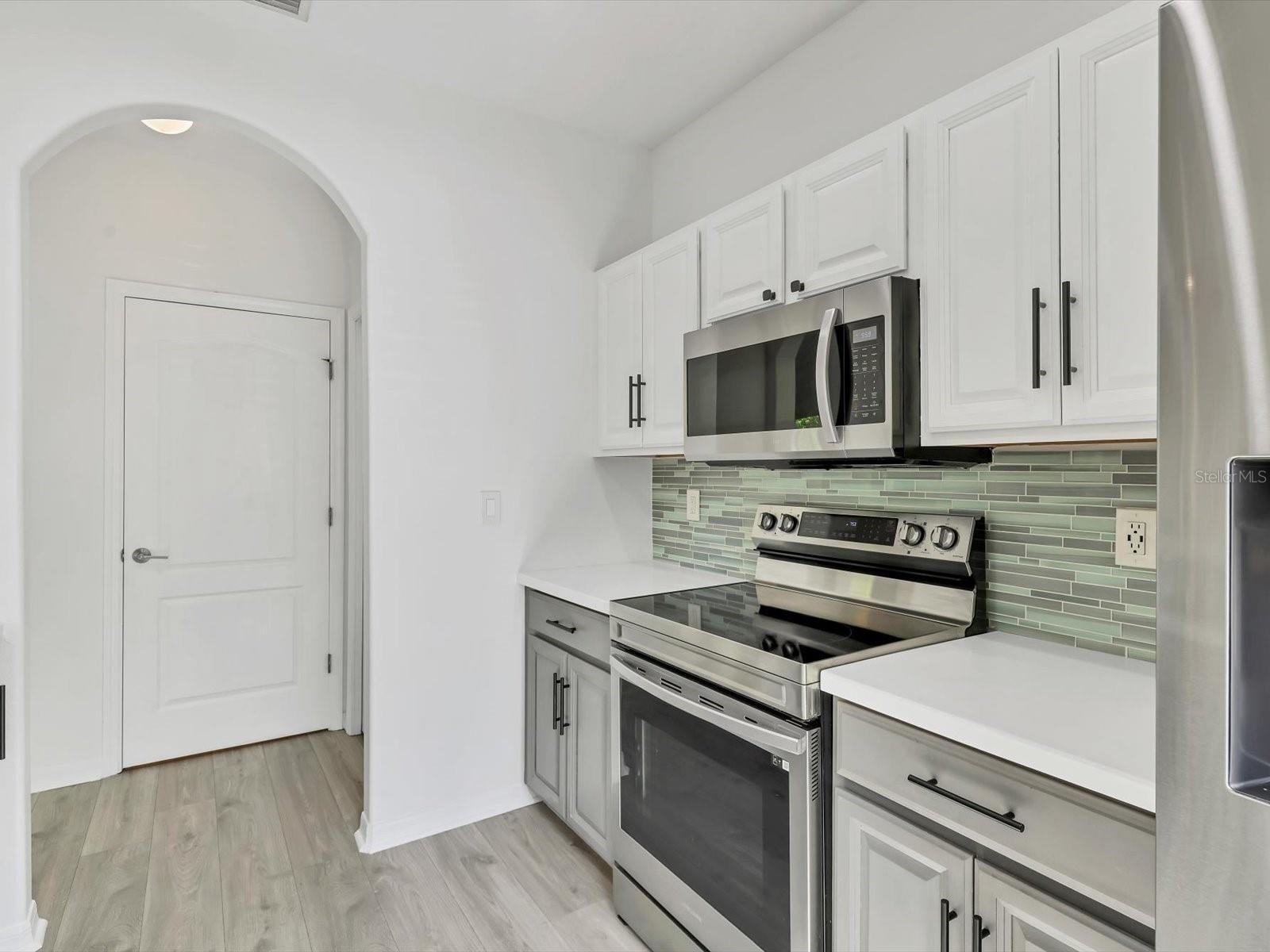 THE TWNHMS AT LIGHTHOUSE COVE II - Residential Lease