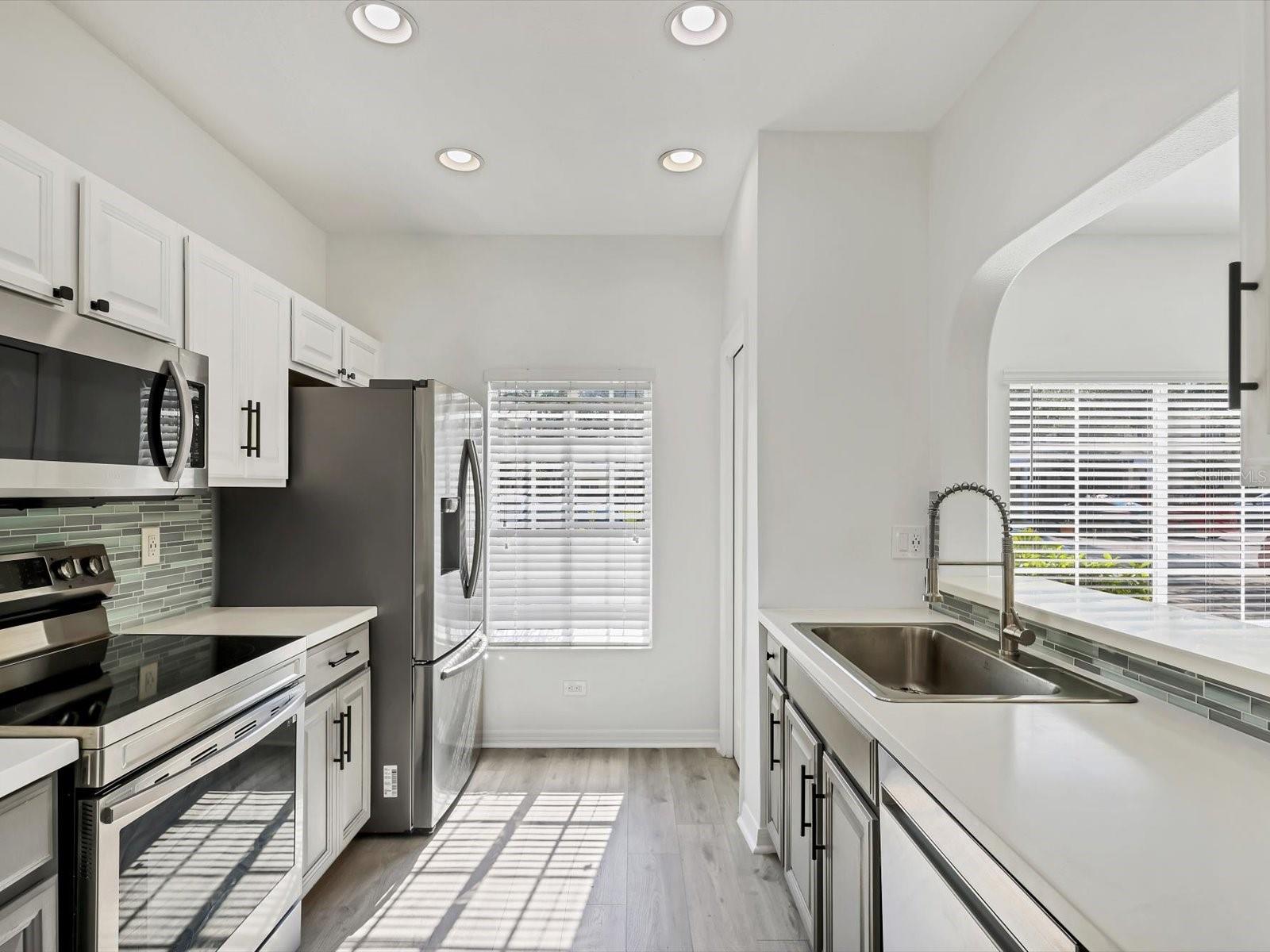 THE TWNHMS AT LIGHTHOUSE COVE II - Residential Lease