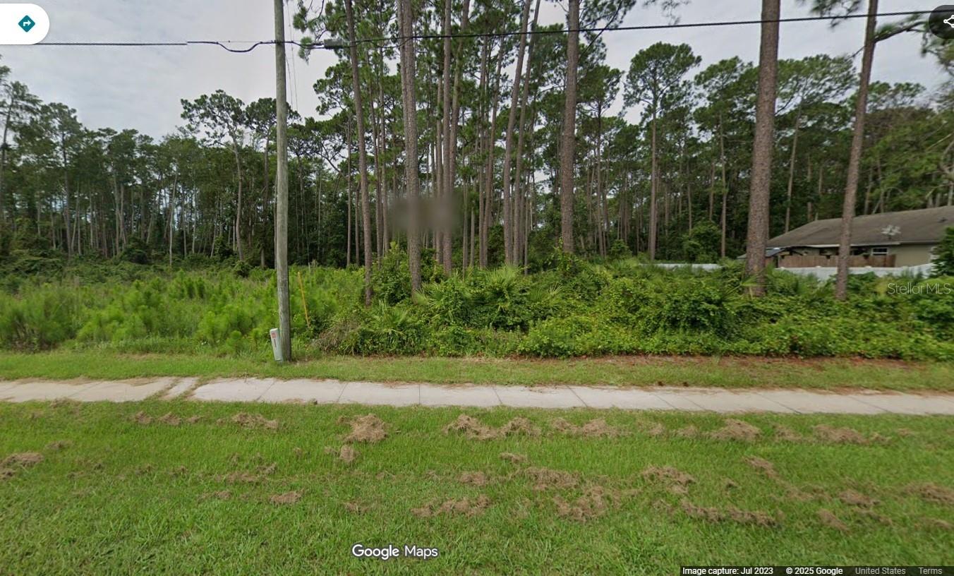 Discover the perfect setting for your new home with this pristine lot that backs up to a conservatory for complete privacy. This lot the ideal blend of location and lifestyle within the heart of Deltona. Perfectly positioned as your gateway to true Florida living.