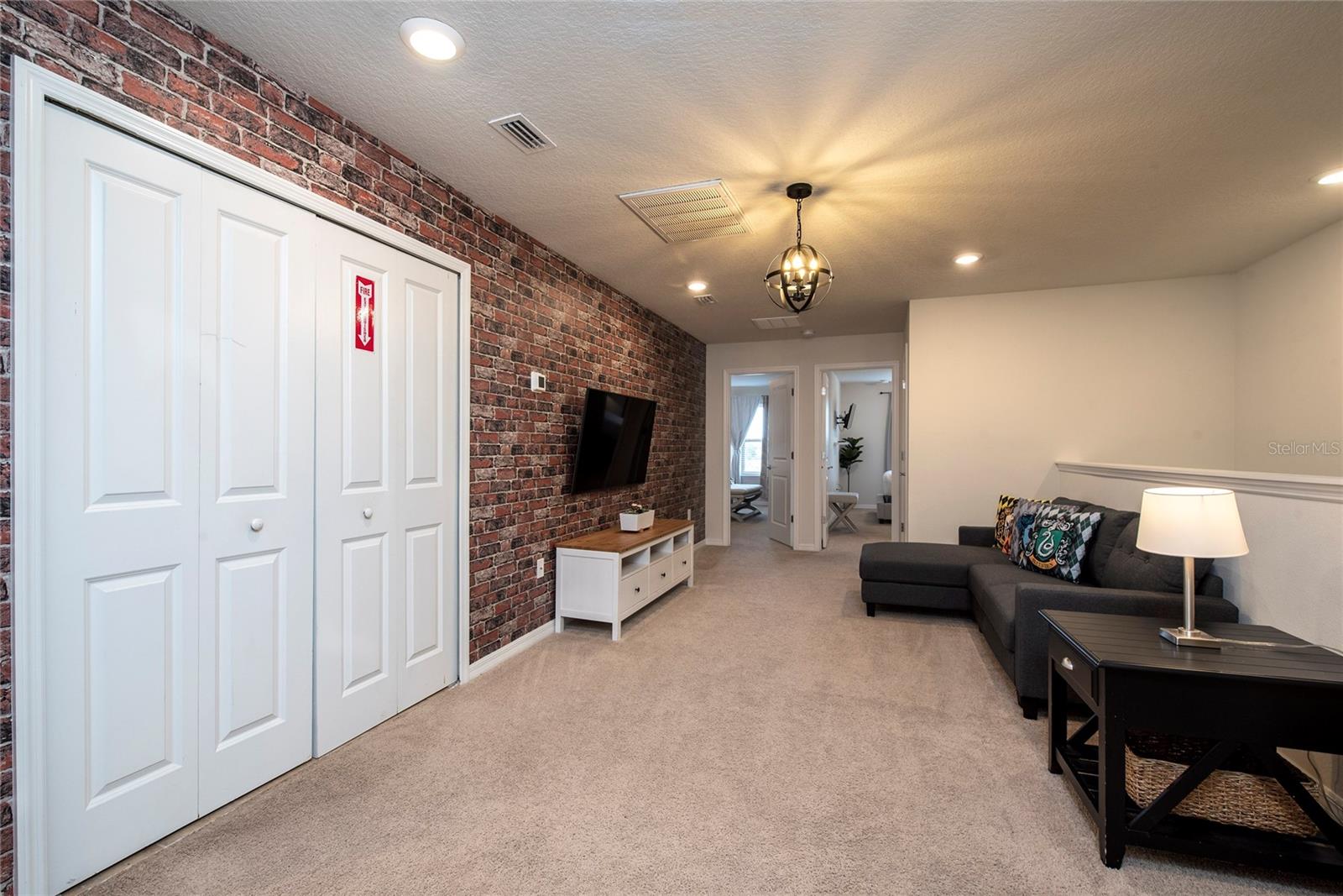 OAKMONT TWNHMS PH 2R - Residential