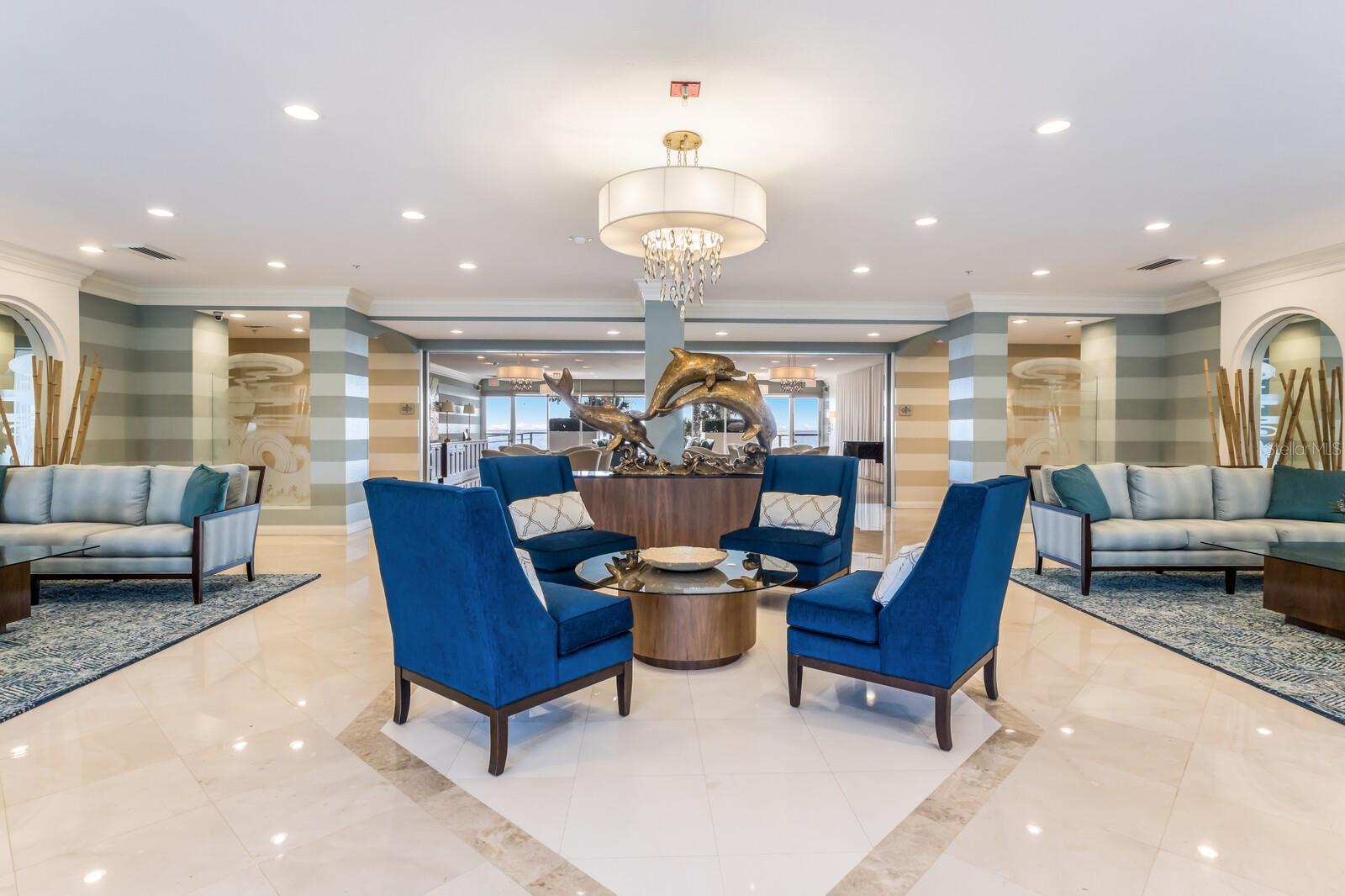 L ELEGANCE ON LIDO BEACH - Residential