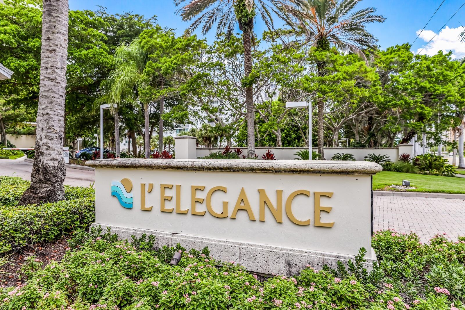 L ELEGANCE ON LIDO BEACH - Residential