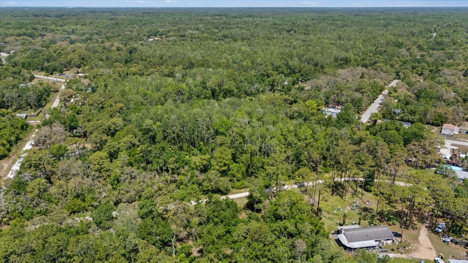 MOON LAKE ESTATES - Land