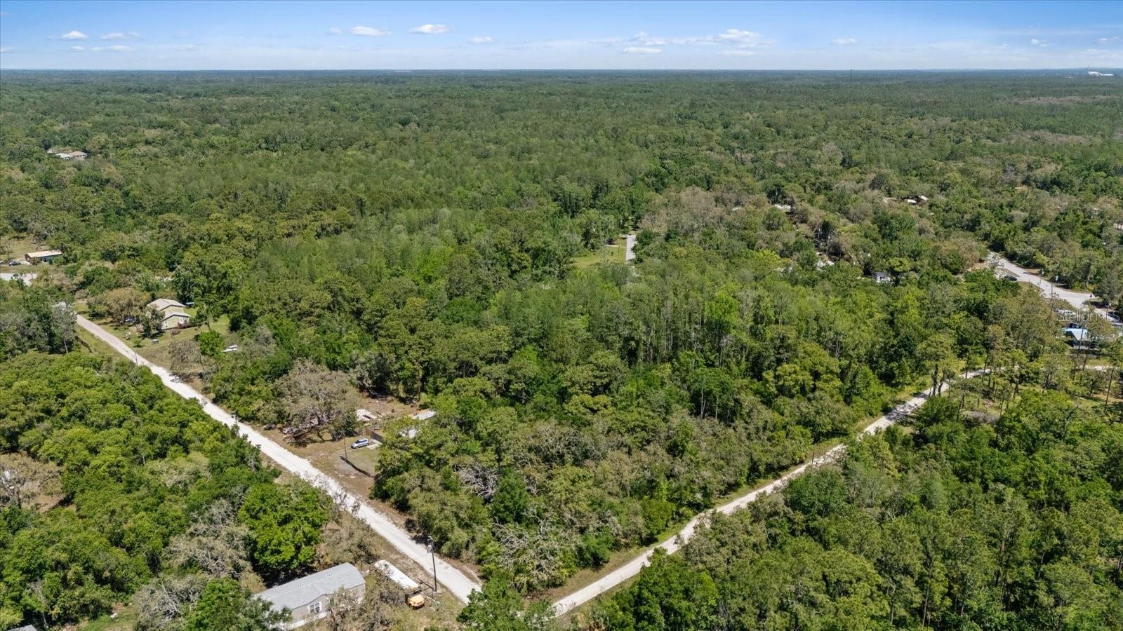 MOON LAKE ESTATES - Land