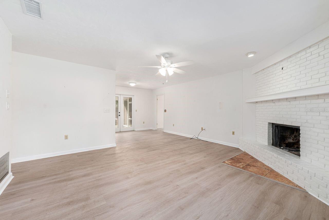 4220 NW 29TH TERRACE