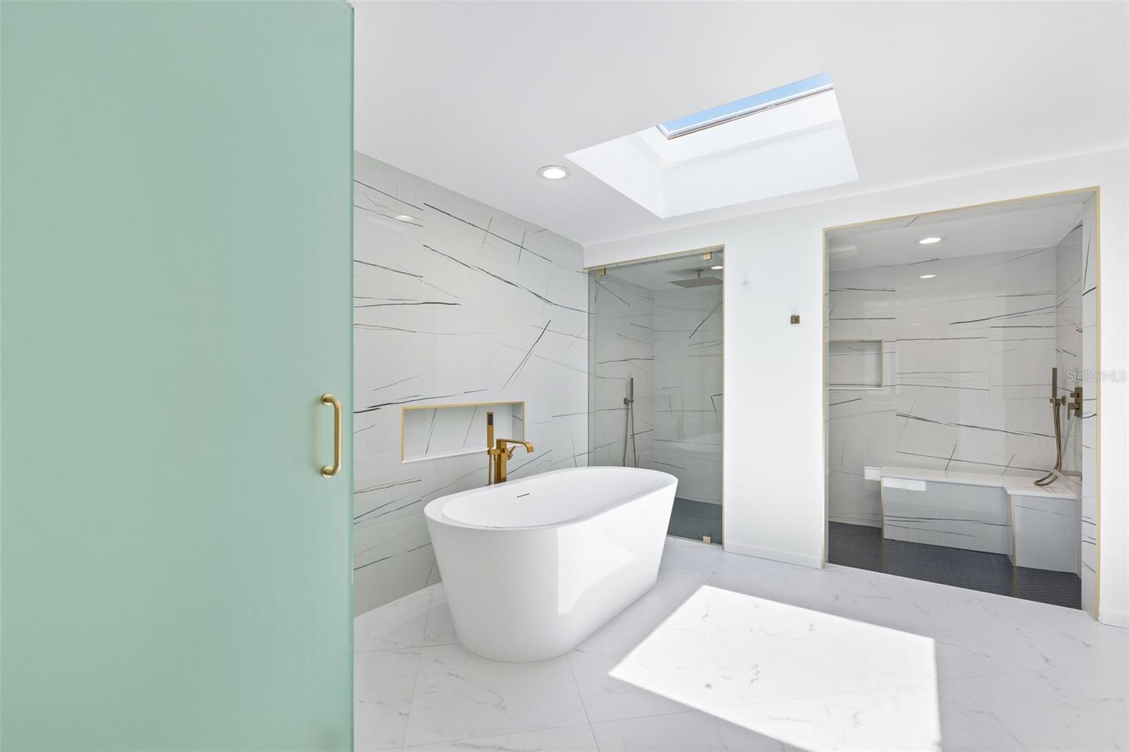 KEY ROYALE 1ST ADD - Residential