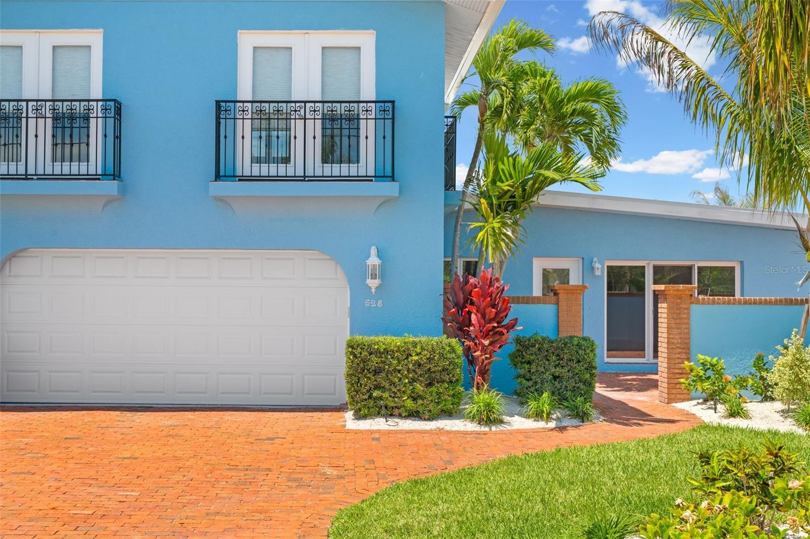 KEY ROYALE 1ST ADD - Residential