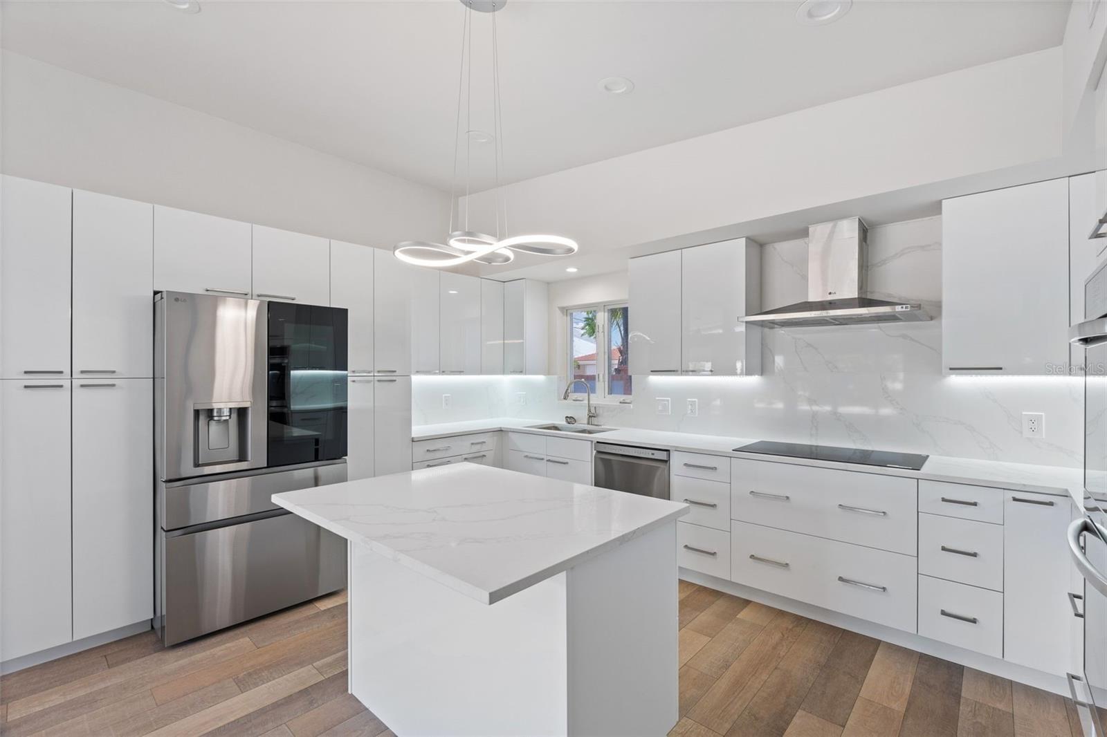 KEY ROYALE 1ST ADD - Residential