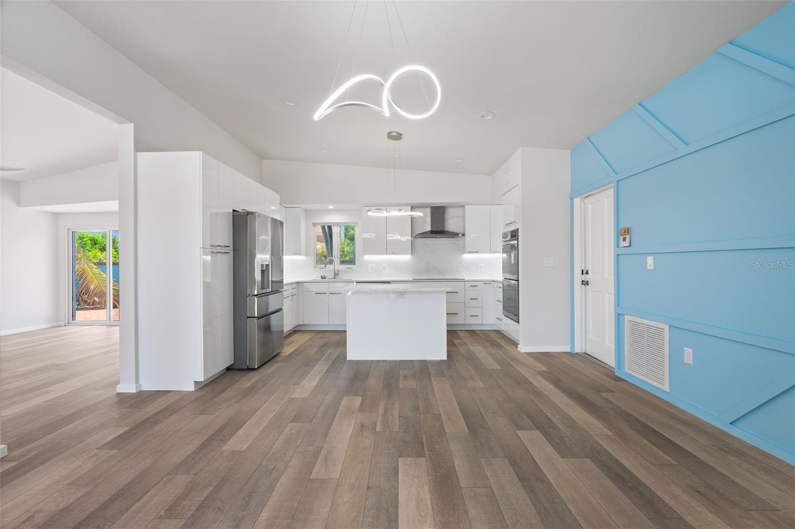 KEY ROYALE 1ST ADD - Residential