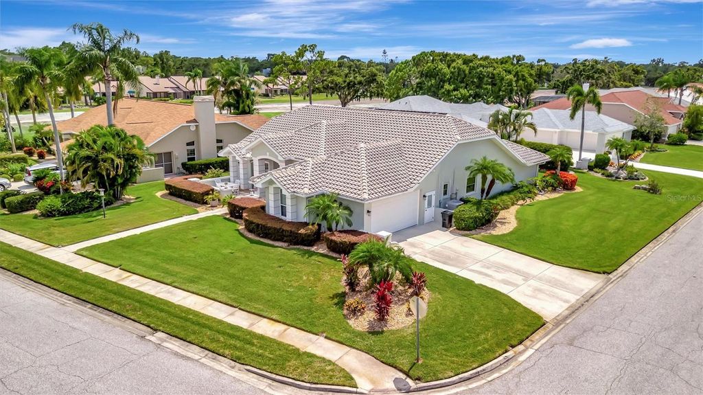 Photo of 8173 Misty Oaks Boulevard, Sarasota, FL 34243 (MLS # A4659514)