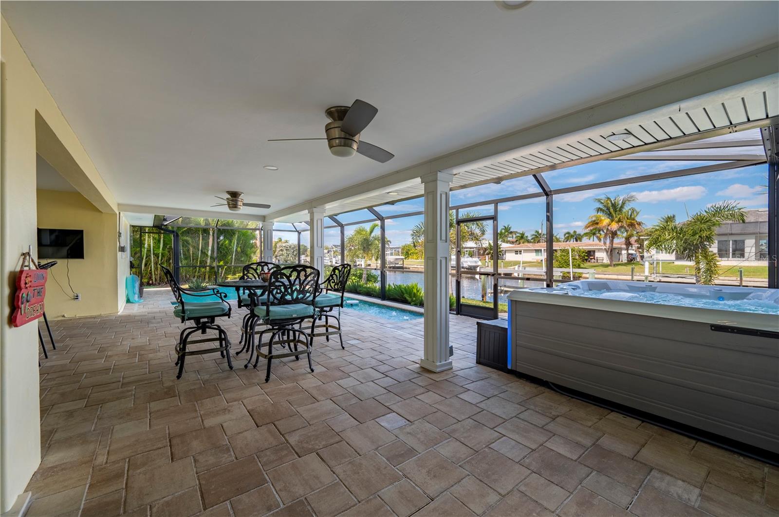 PUNTA GORDA ISLES SEC 05 - Residential