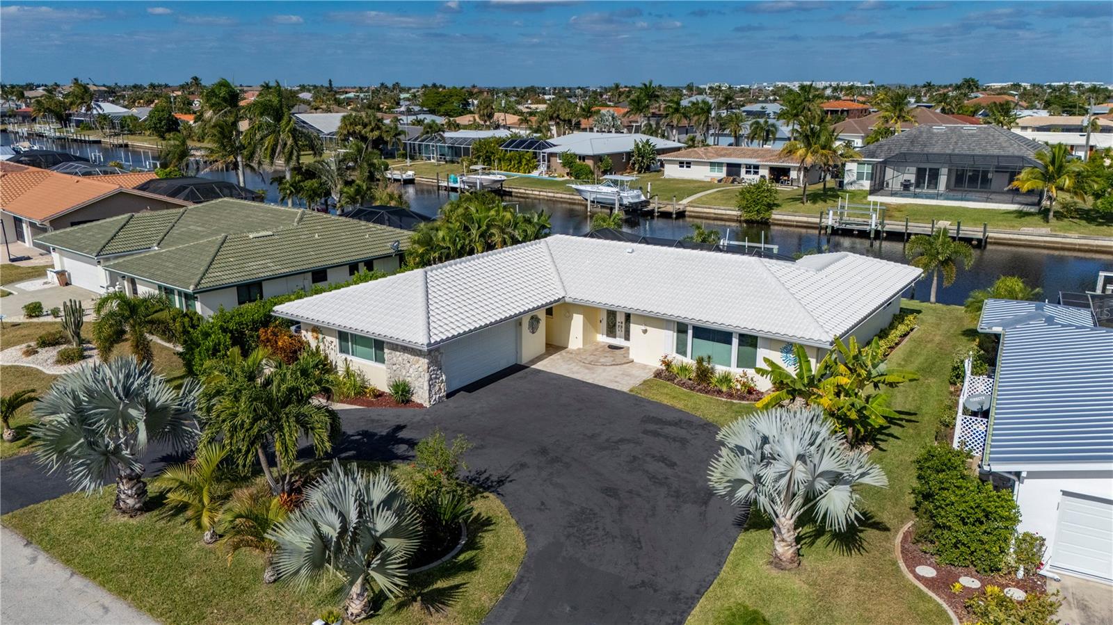 PUNTA GORDA ISLES SEC 05 - Residential