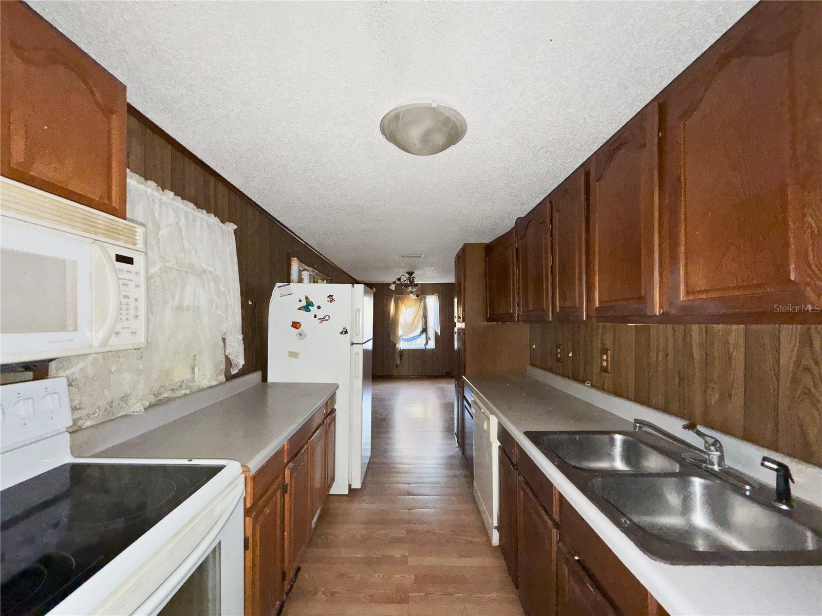 RIVIERA SUB - Residential