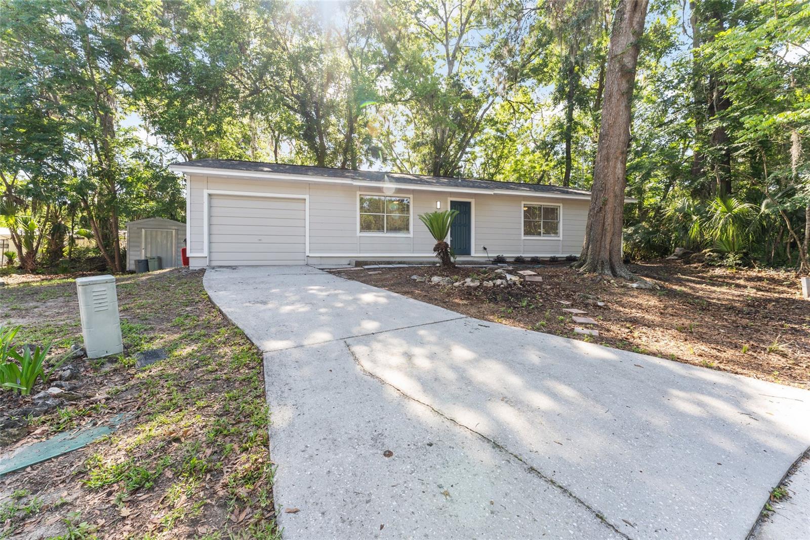 OAKS OF KANAPAHA - Residential