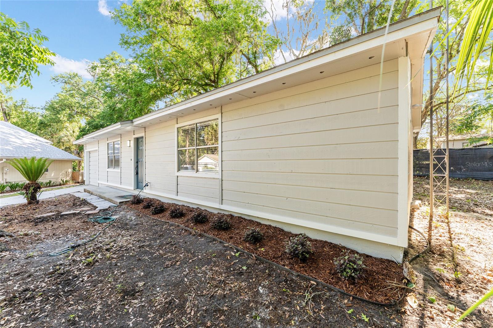 OAKS OF KANAPAHA - Residential