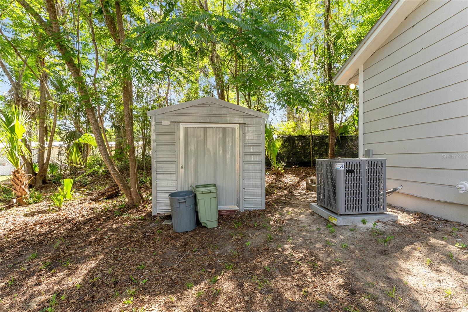 OAKS OF KANAPAHA - Residential