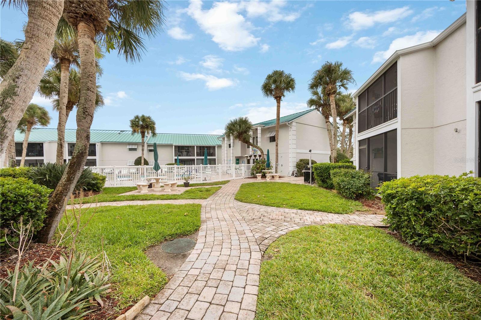 WHITE SANDS VILLAGE - Residential