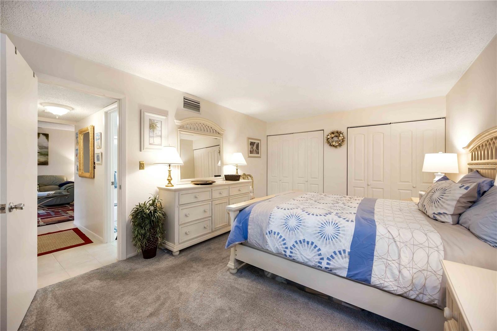 WHITE SANDS VILLAGE - Residential