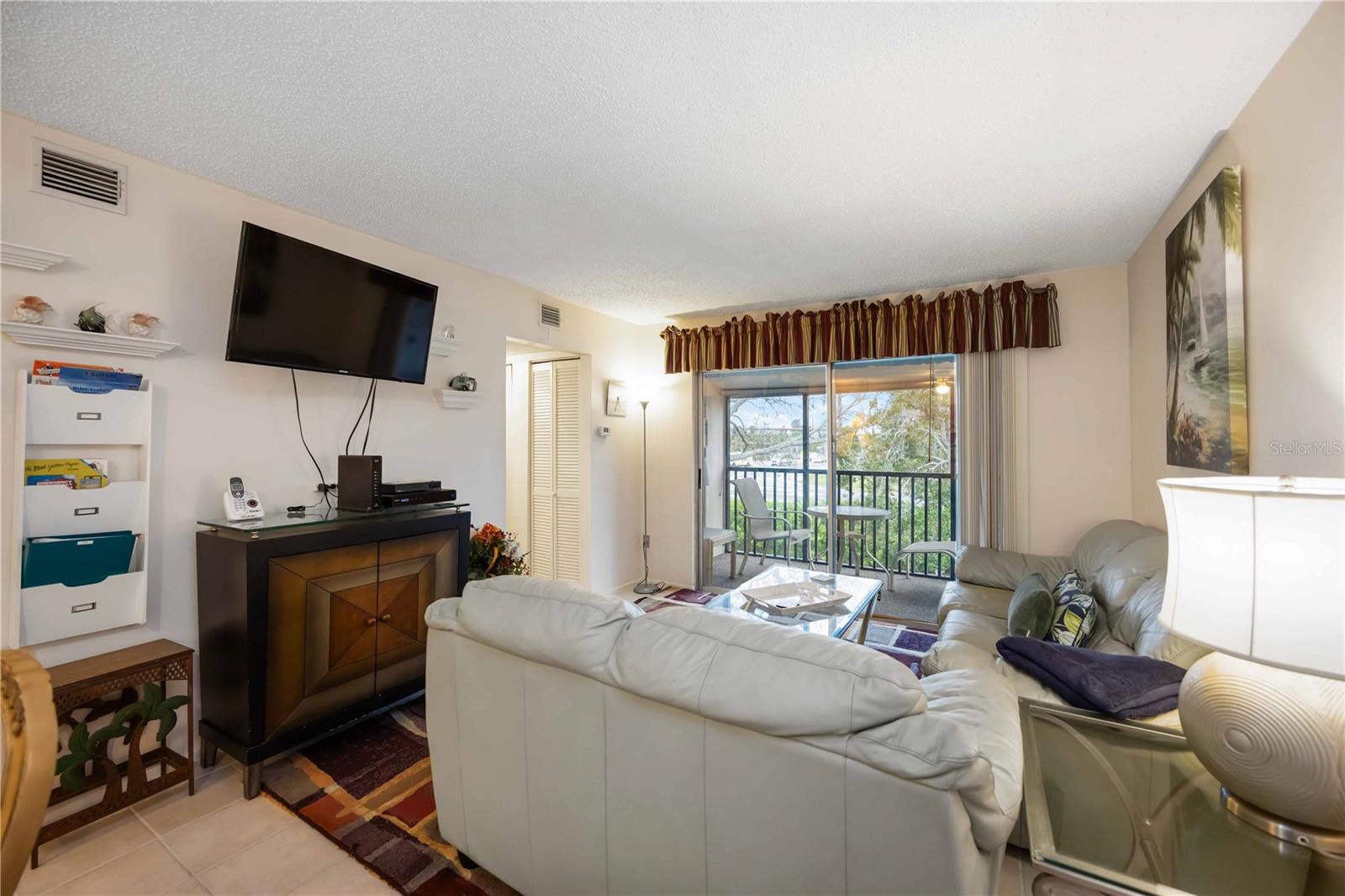 WHITE SANDS VILLAGE - Residential