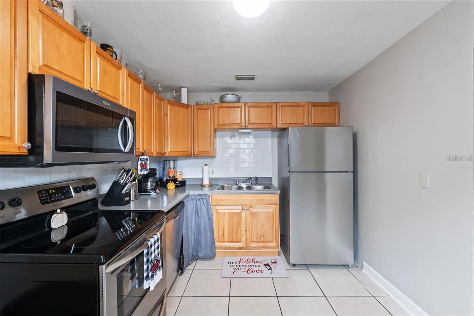 WEST CENTRAL AVE - Residential