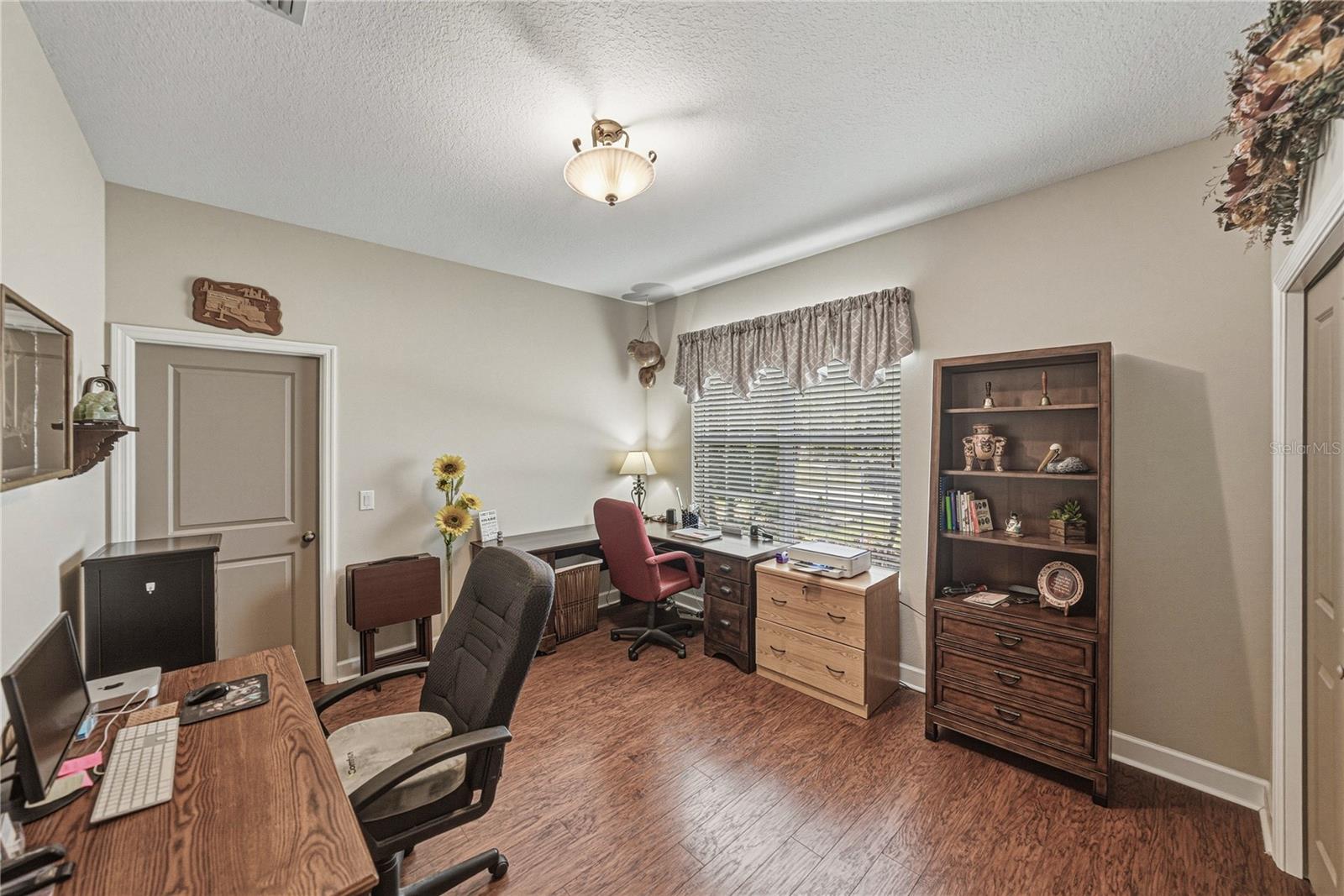 WALDEN POINTE - Residential