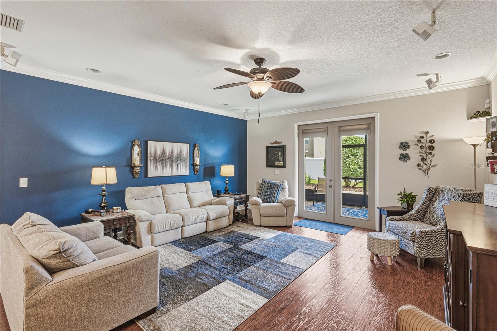 WALDEN POINTE - Residential