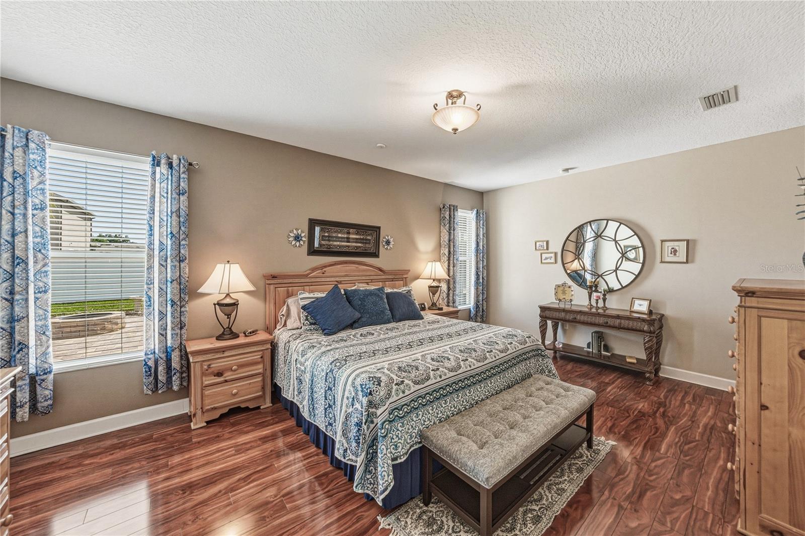 WALDEN POINTE - Residential